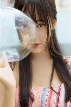 穿书后,我抱紧破产大佬大腿精选小说